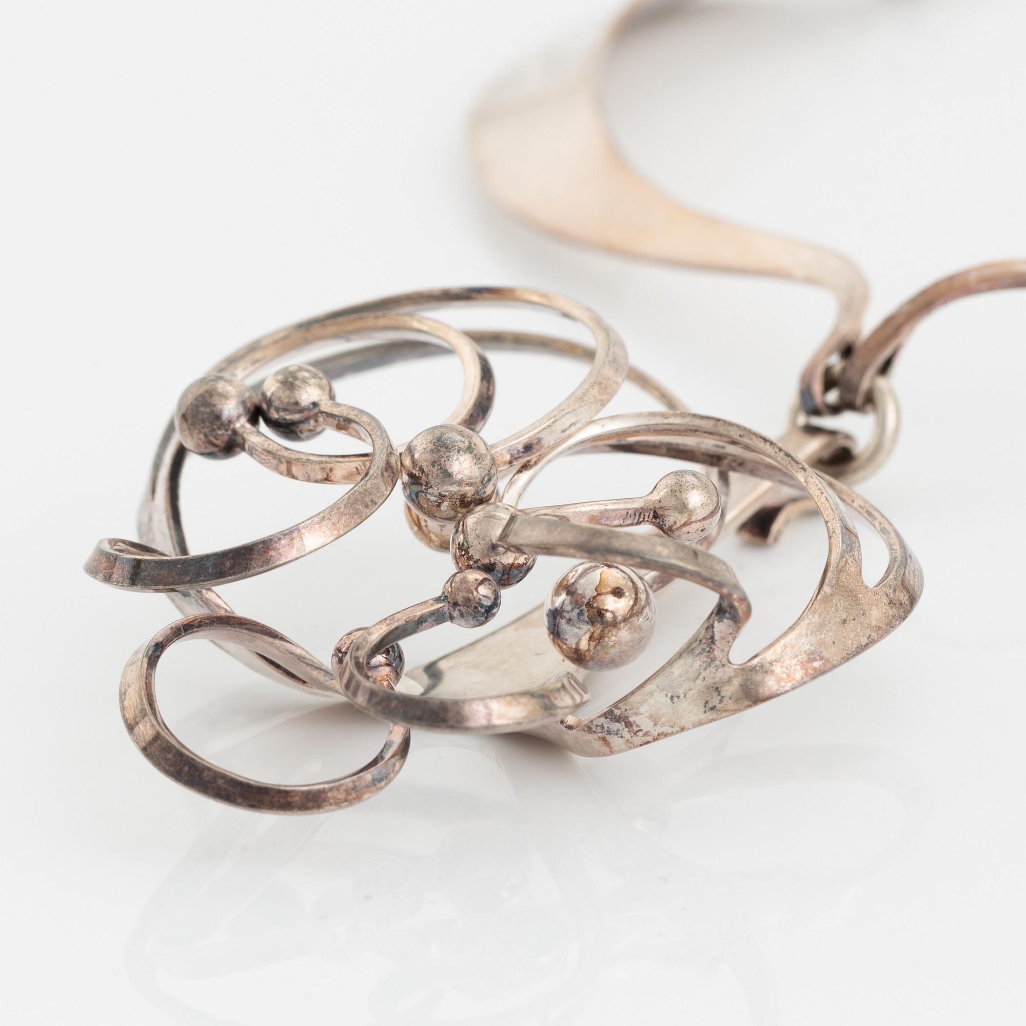 Theresia Hvorslev, a sterling silver necklace with pendant, Lidköping 1975.