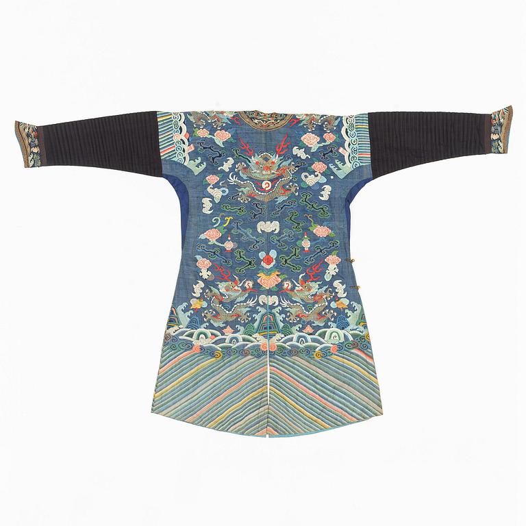 Kejserlig rock, Jifu, kesi. Qingdynastin, 1800-tal.