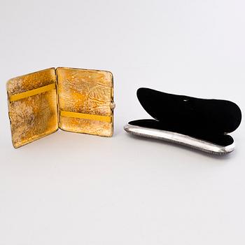 CIGARRETUI, CIGARETTETUI ja GLASÖGONFODRAL, silver, Åbo och Tavastehus 1950-1960-tal.