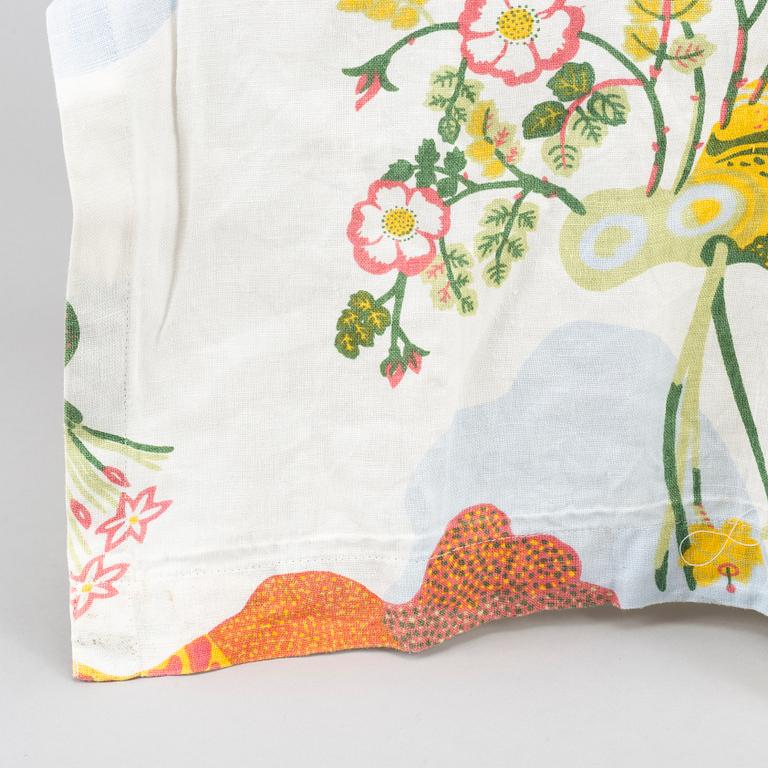 Josef Frank,  3 linen 'Anakreon' curtains, Firma Svenskt Tenn.