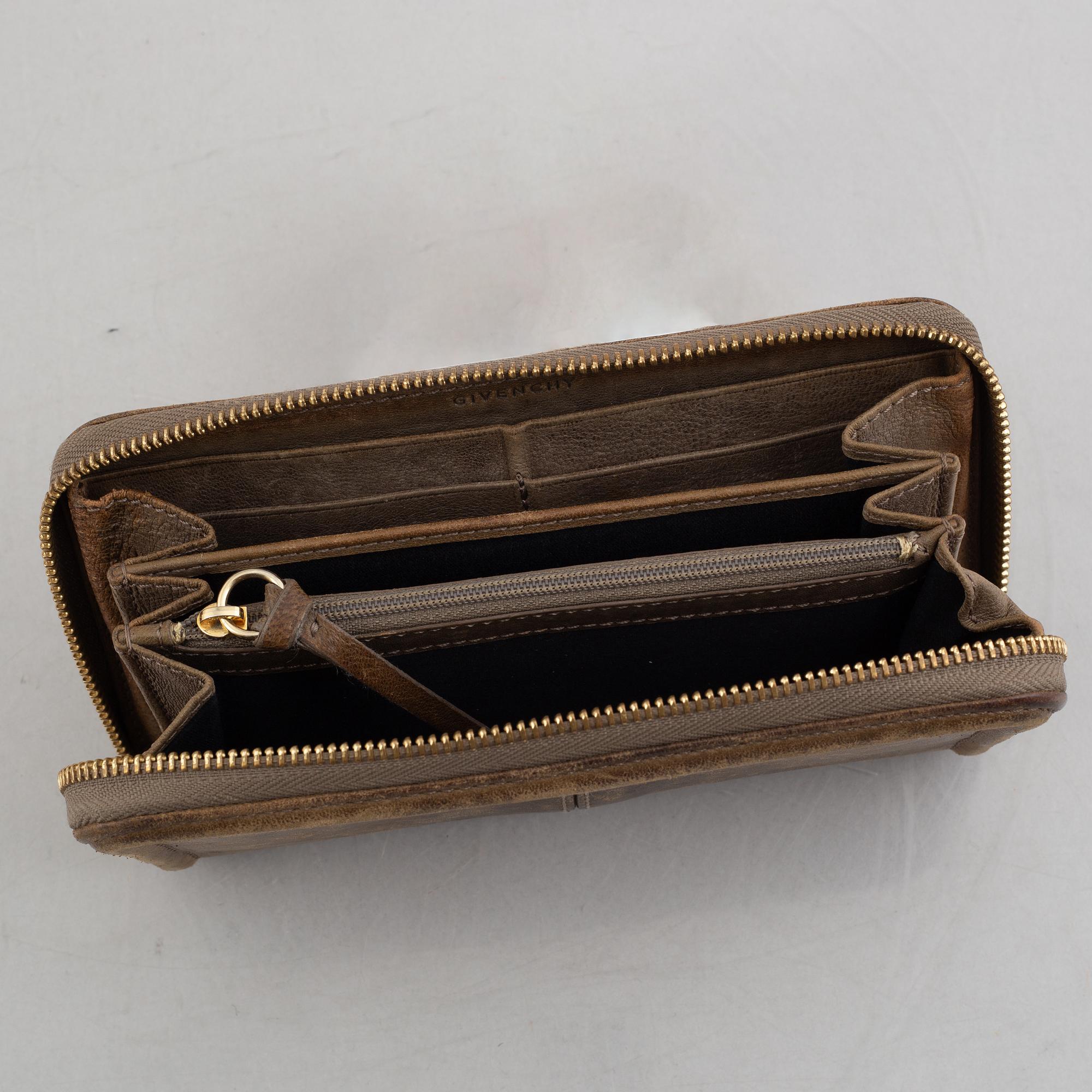Givenchy, wallet.