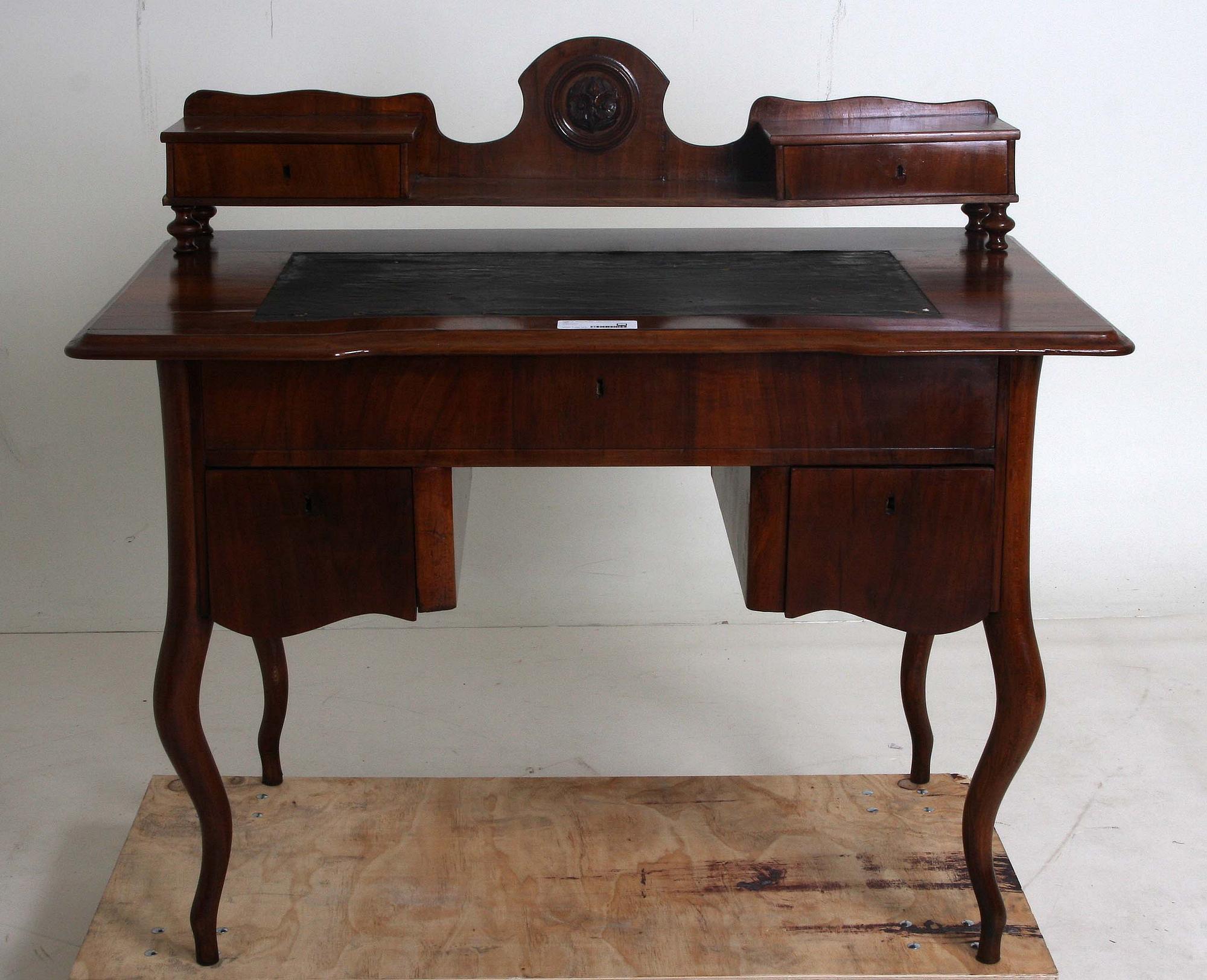 SKRIVBORD, 1900-talets första hälft.