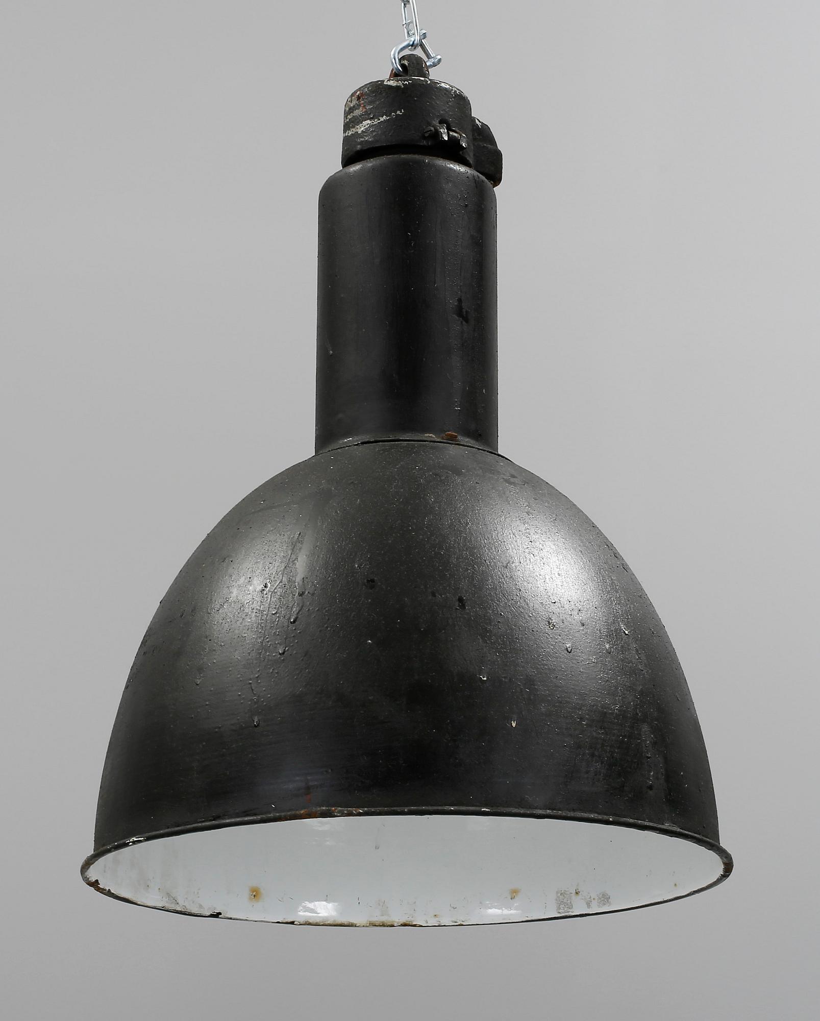 TAKLAMPA, industri, 1900-tal.
