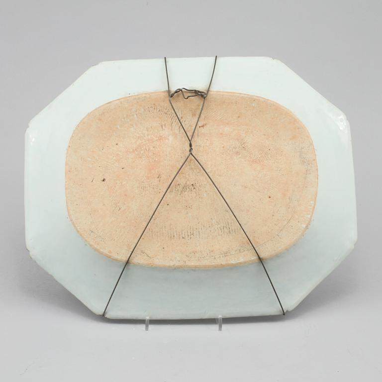 STEKFAT, porslin, Kina, 1700-tal.
