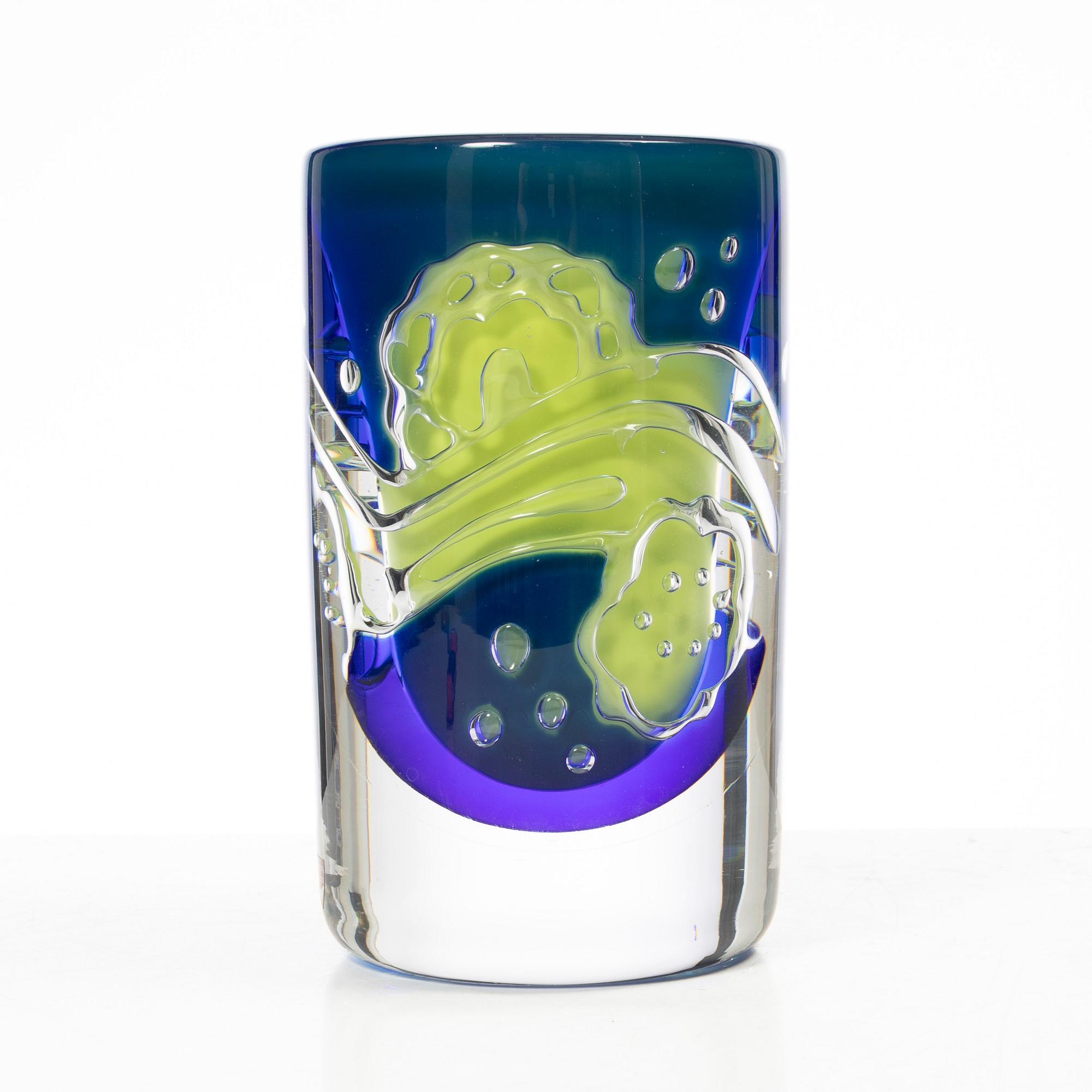 Olle Alberius, an Ariel glass vase, Orrefors, 1980's.