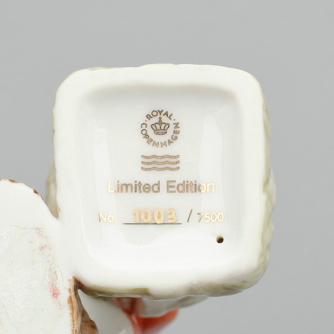 FIGURINER, 2st, porslin, Royal Copenhagen, numrerade 809 resp 1003/7500.