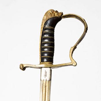 Värja, svensk m/1899 för infanteriofficer.