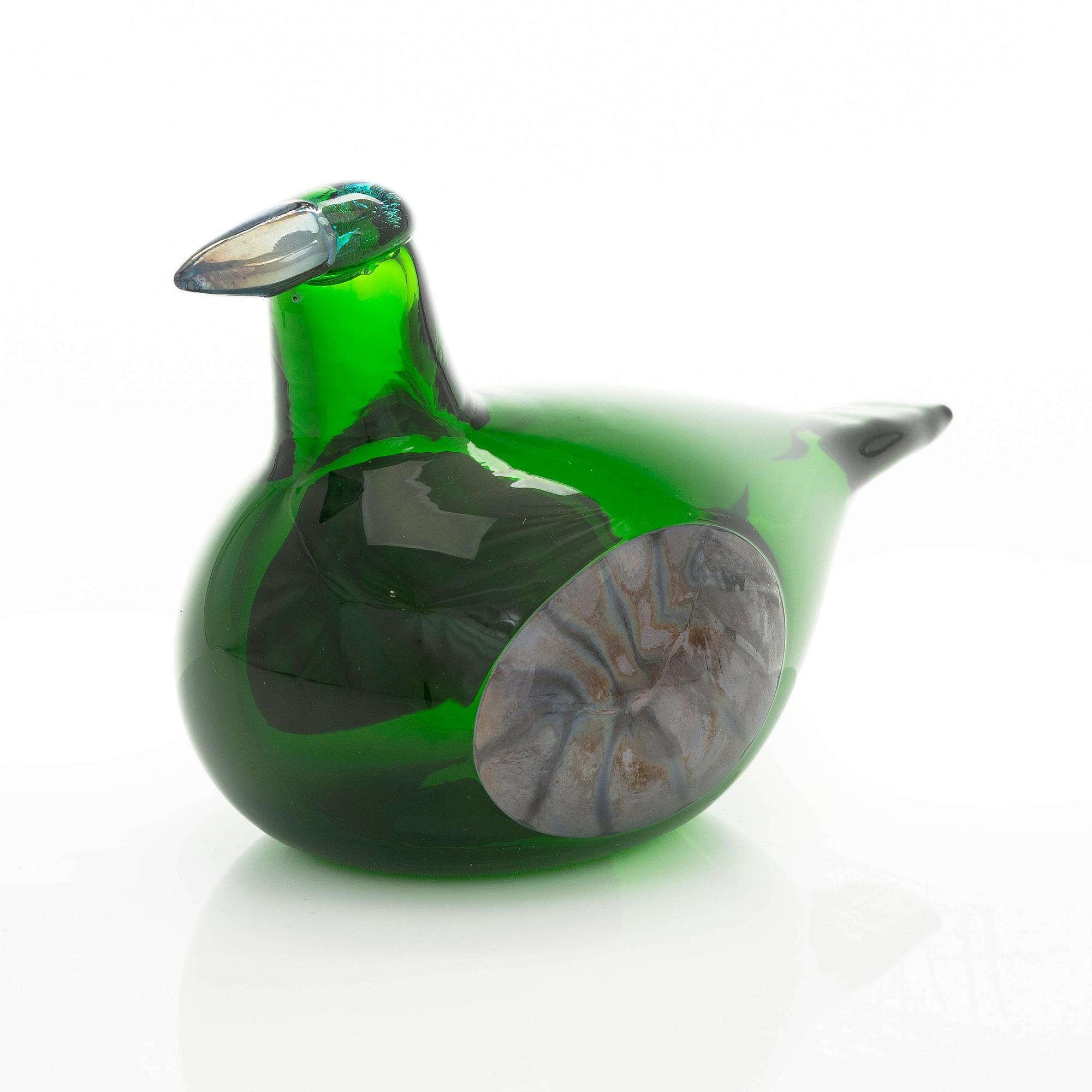 Oiva Toikka, An annual bird and egg 'Lakla', signed O. Toikka Iittala 2015.