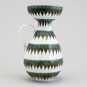 STIG LINDBERG, a faience vase with handle, Gustavsberg 1940/50s.