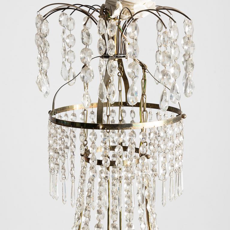 Ljuskrona, omkring 1900, Gustaviansk stil.