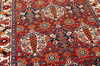 A Hamadan carpet, c. 335 x 184 cm.