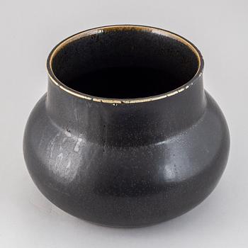 CARL-HARRY STÅLHANE, a largeunique stoneware vase, Rörstrand, Sweden 1950-60's.