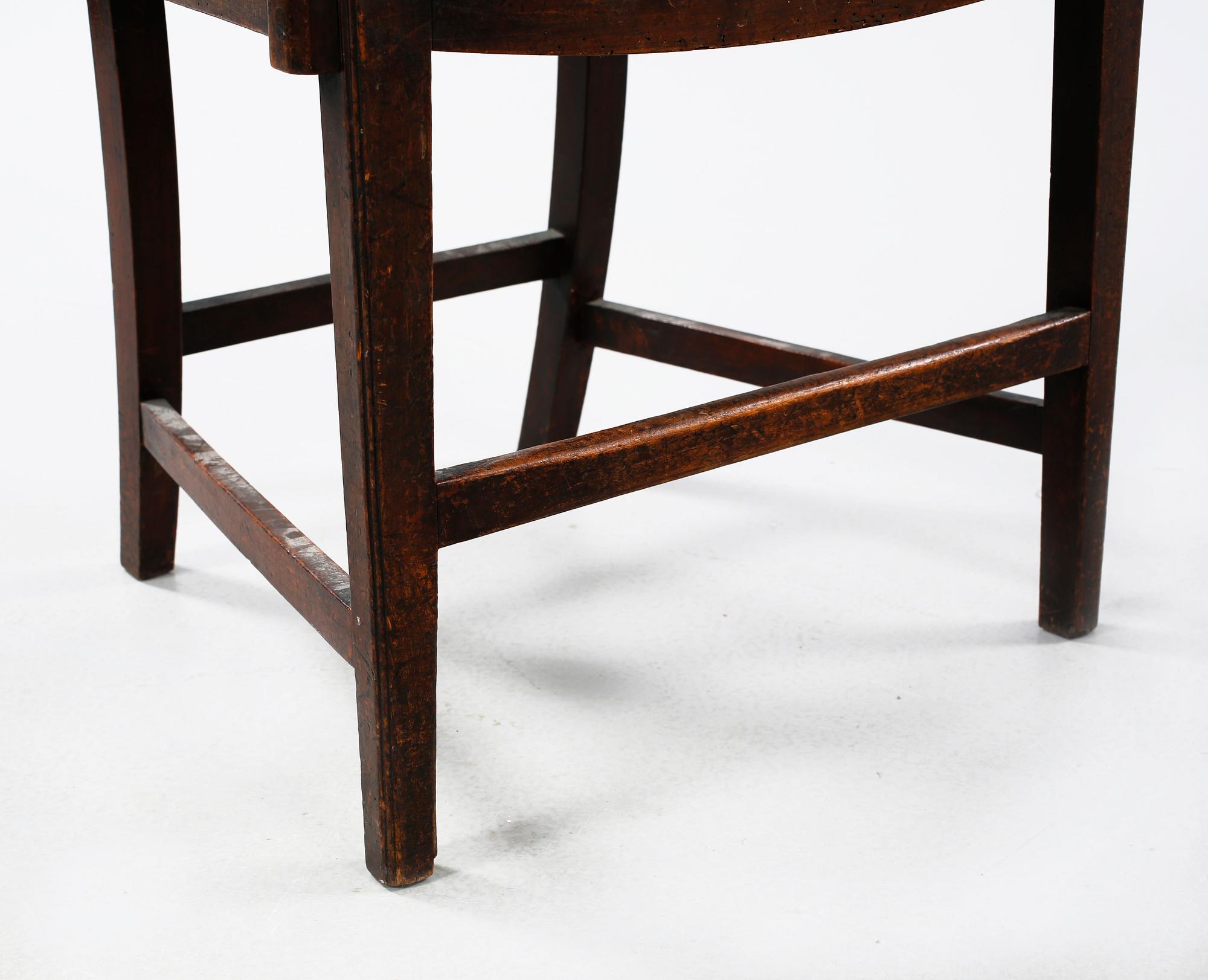 A pair of chairs from around the turn of the century 1900.