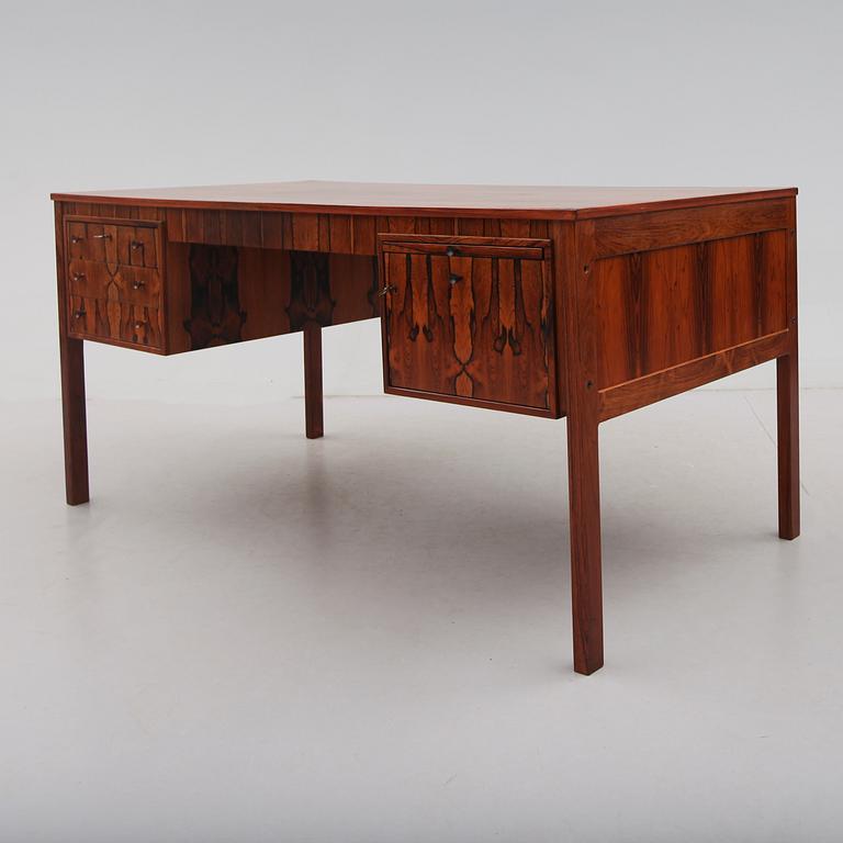 SKRIVBORD, 1900-talets andra hälft.