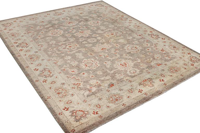 A Ziegler carpet, c. 300 x 246 cm.