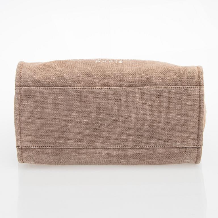 Chanel, "Deauville", väska, 2012-2013.