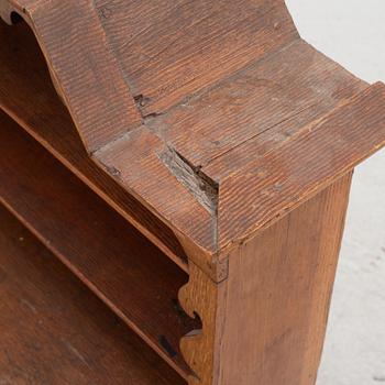 Hängskåp, 1700-talets första hälft, Senbarock.