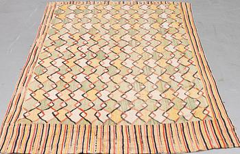 Barbro Nilsson, a drape, "Vingåkra". Tapestry weave. 193,5 x 161 cm.