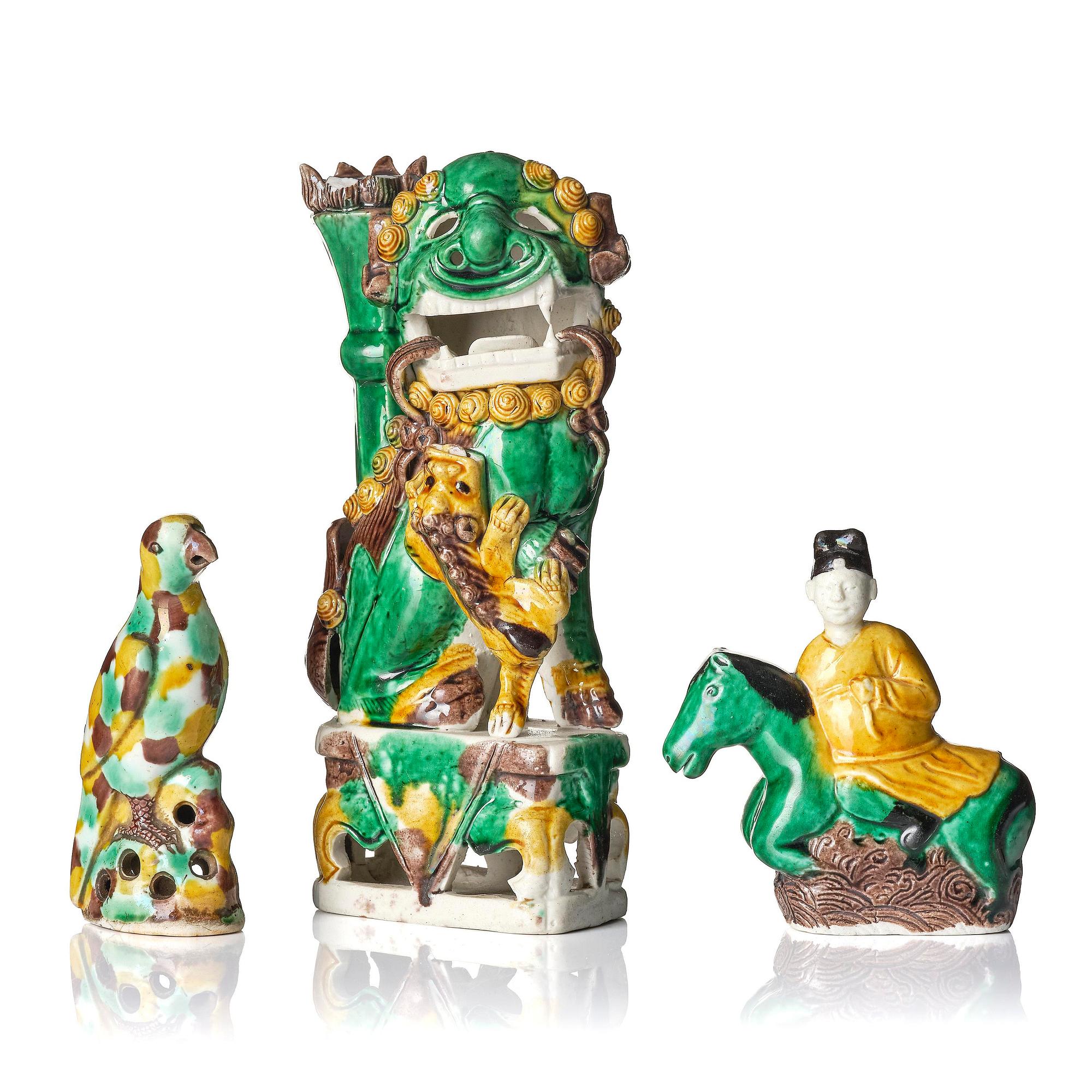 A group of sancai-glazed scholar's objects, Qing dynasty, Kangxi (1662-1722).