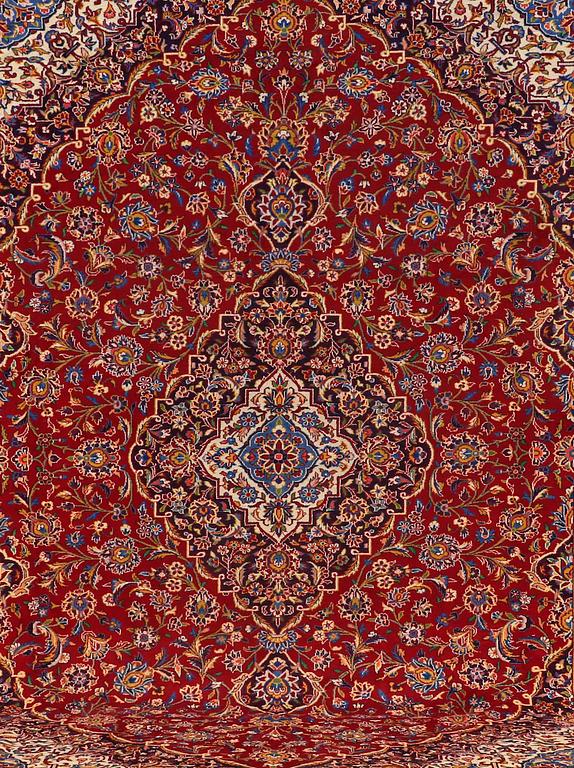 A carpet, Kashan, around 407 x 310 cm.