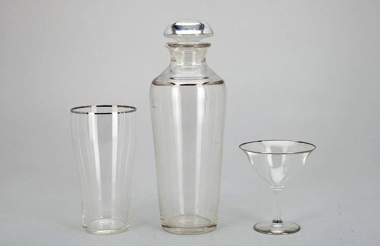 COCKTAILSHAKER, 2 st, COCKTAILGLAS 22 st, GLAS 12 st, 1930-tal.