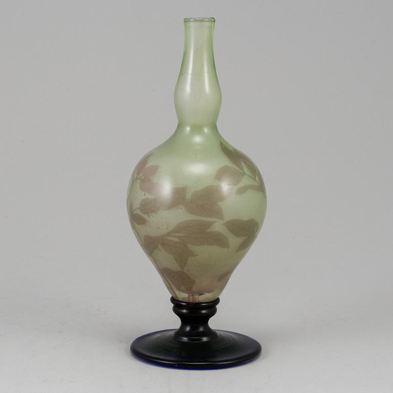 SIMON GATE, a "graal" glass vase, Orrefors 1917.