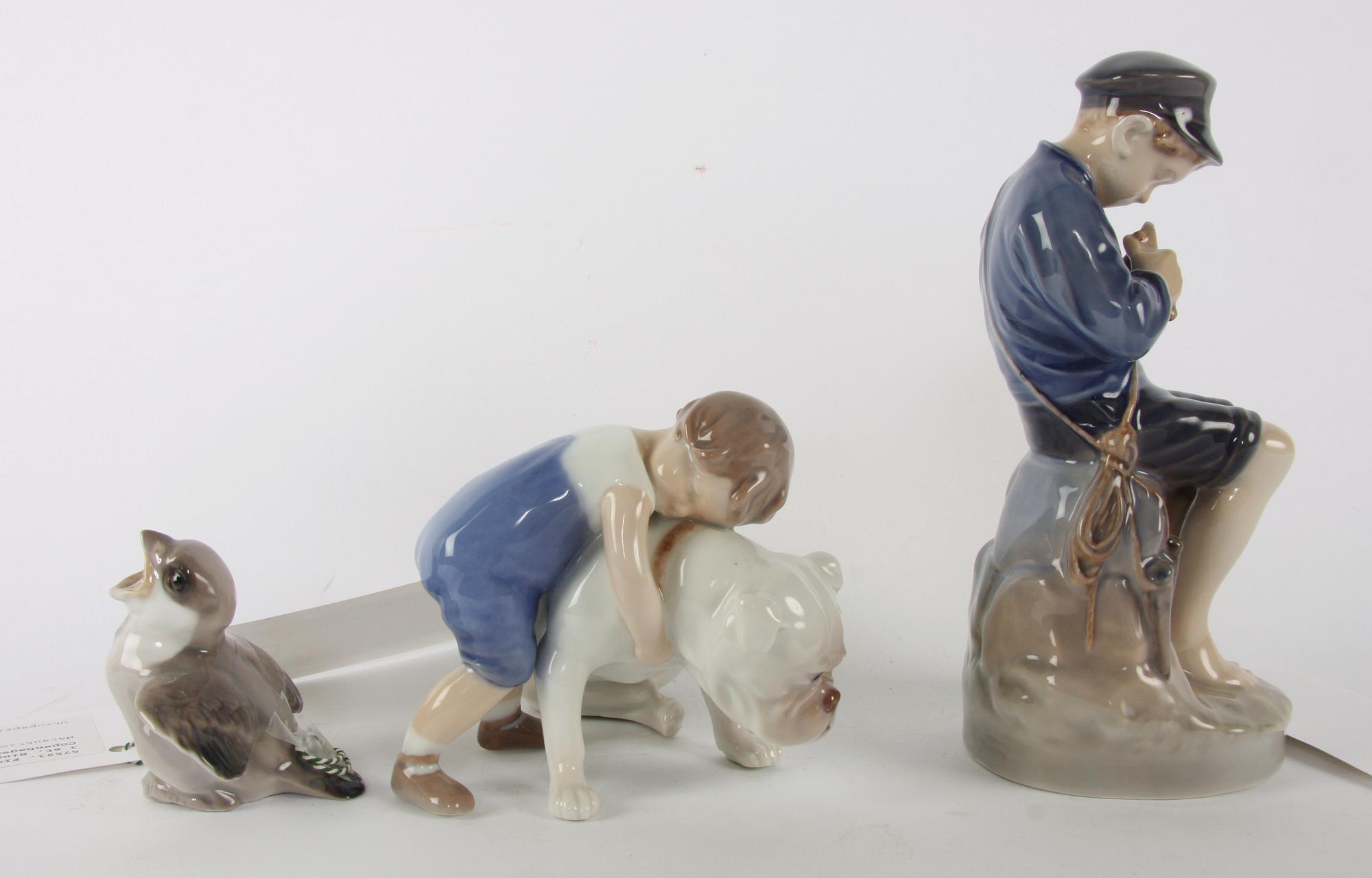 FIGURINER, 3 st och VASER, 3 st, Bing & Gröndahl och Royal Copenhagen.