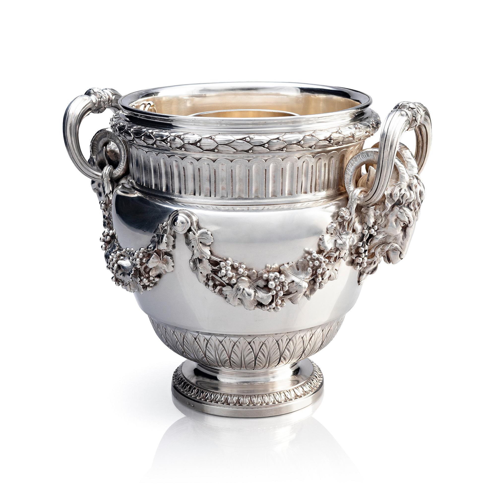 A very fine silver Wine cooler, workmaster Konstantin Linke, C.E. Bolin, Moscow 1893.