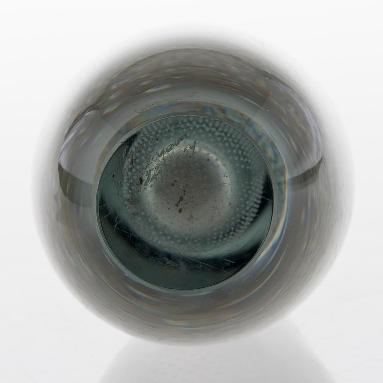 A glass vase signed G. Nyman, Nuutajärvi Notsjö -54.