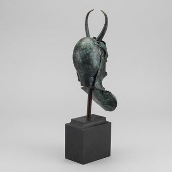 A PAUL WUNDERLICH BRONZE SCULPTURE, signed and numbered 114/200, dated 89.