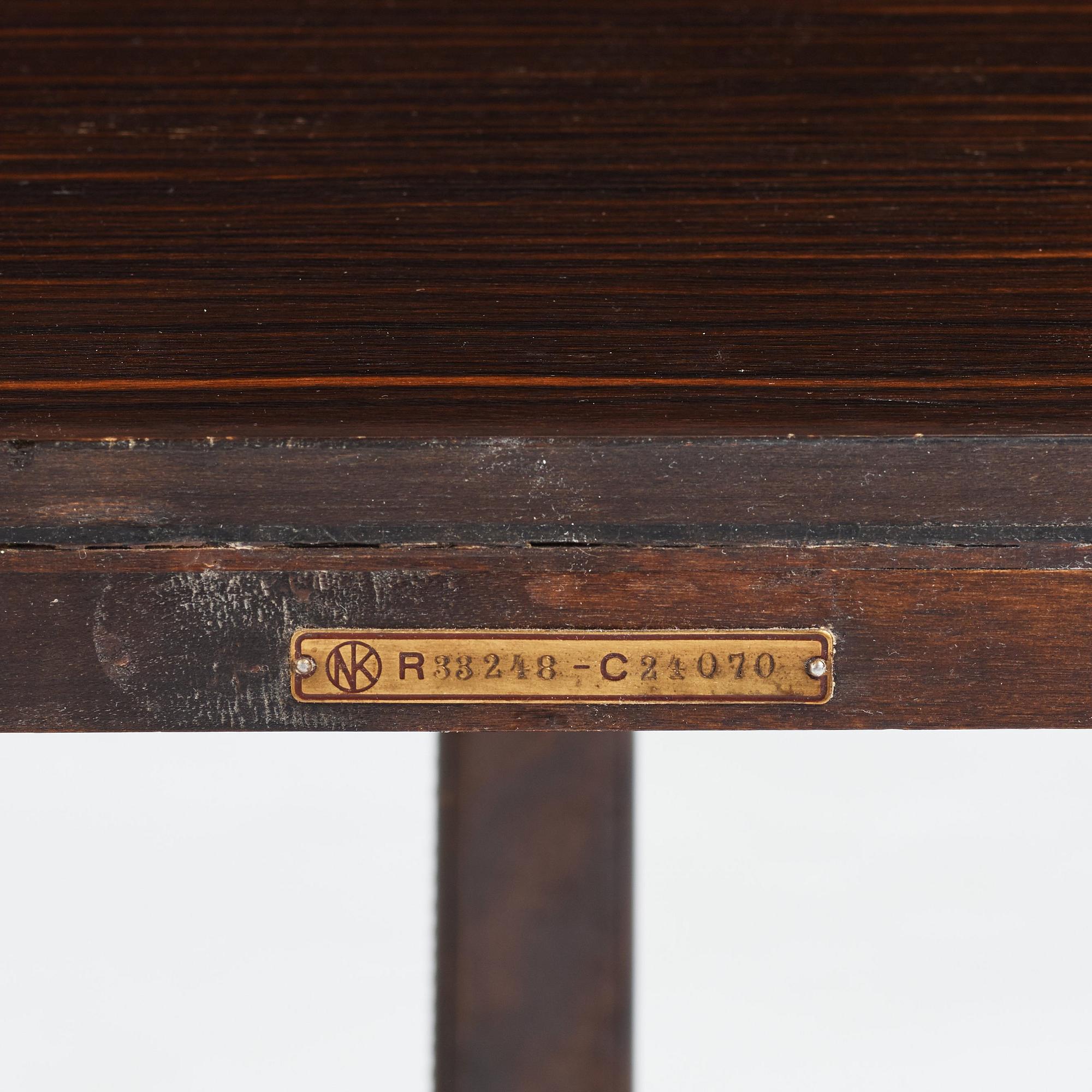 Axel Einar Hjorth, konsolbord "Louis", Nordiska Kompaniet, Stockholm 1928.