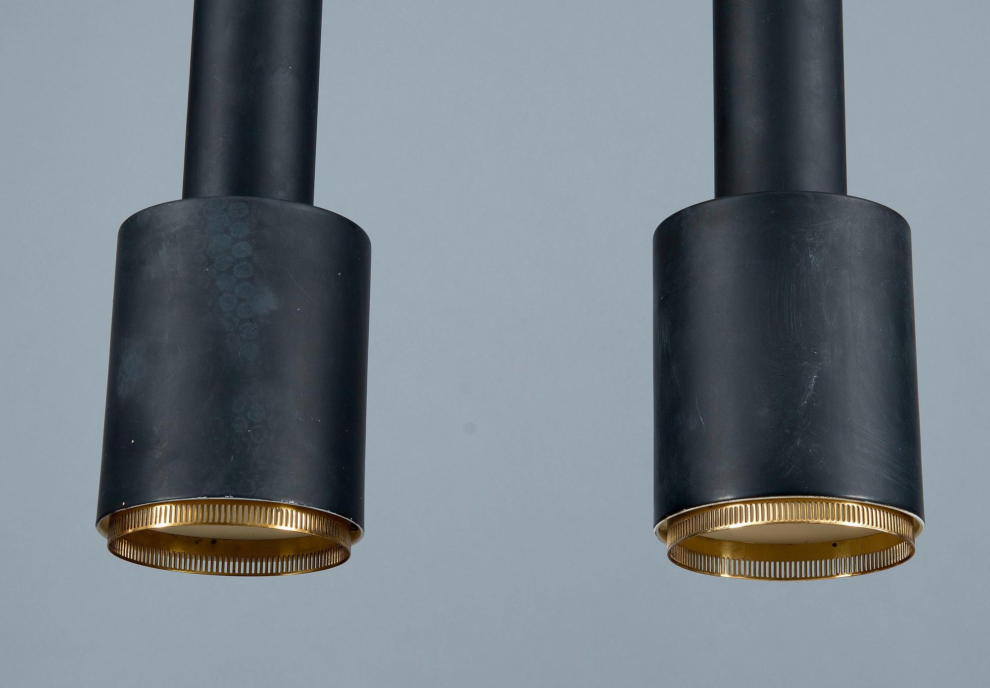 Alvar Aalto, ALVAR AALTO (FINLAND), TAKLAMPOR, ETT PAR Nr A110.