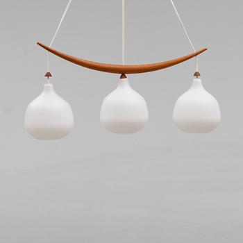 TAKLAMPA, "Bananen", m/512, Uno & Östen Kristiansson, Luxus, Vittsjö, 1950/60-tal. Höjd ca 80 cm.