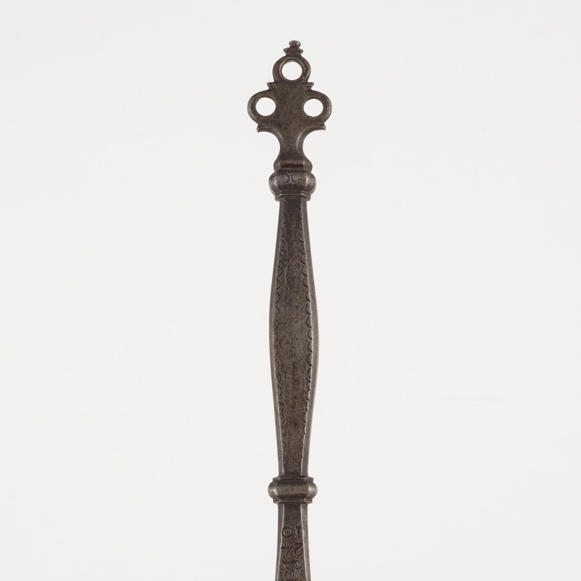 Iron cubit measure, dated 1720.