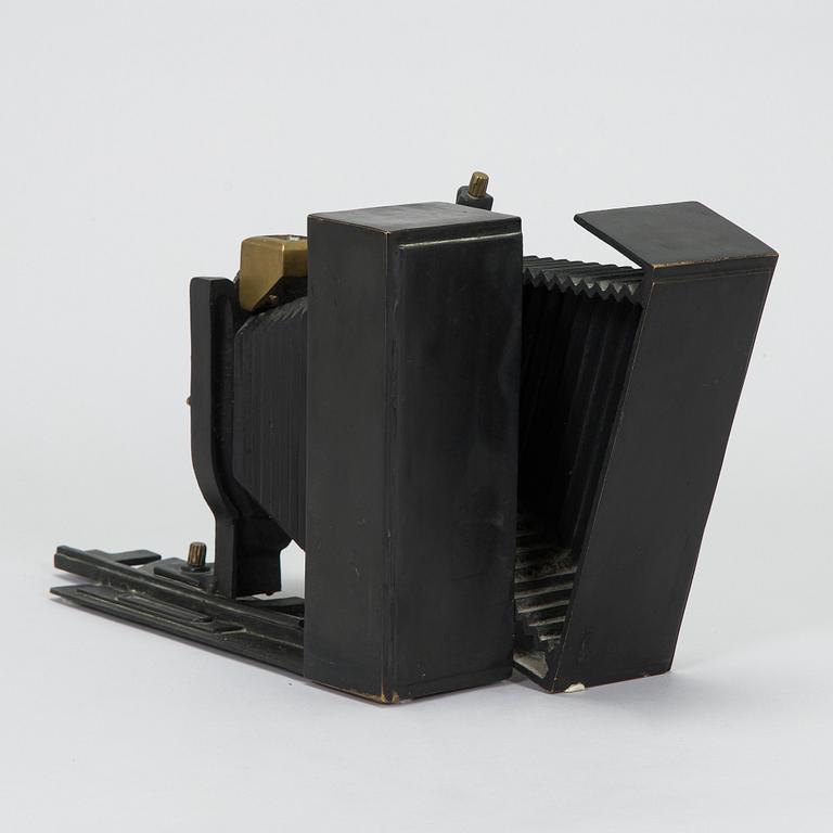 Arman (Armand Pierre Fernandez), Hommage à Nadar.