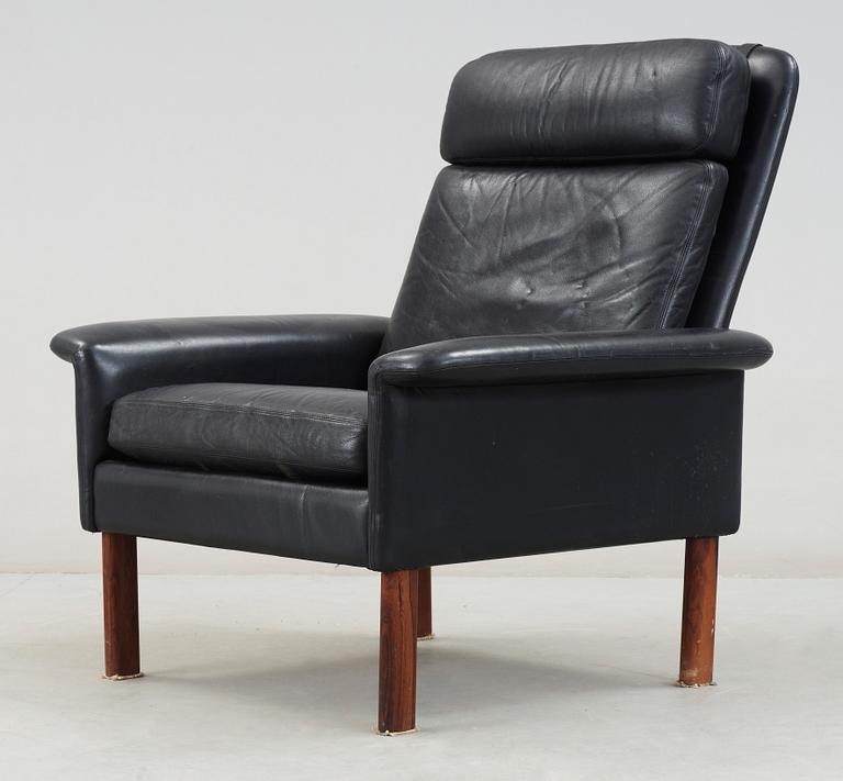 FÅTÖLJ, troligen Hans Olsen, 1950/60-tal.