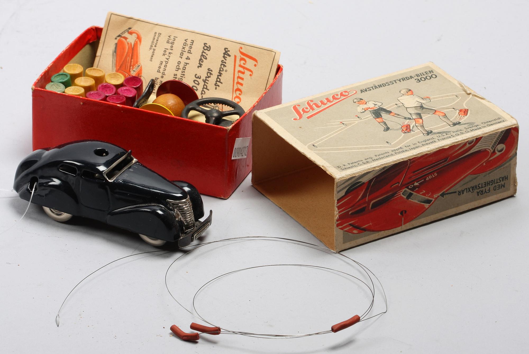 LEKSAKSBIL. Schuco Avståndsstyrda Bilen 3000.