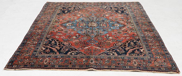 Matta antik Bidjar, Västra Iran, ca 210 x 143 cm.