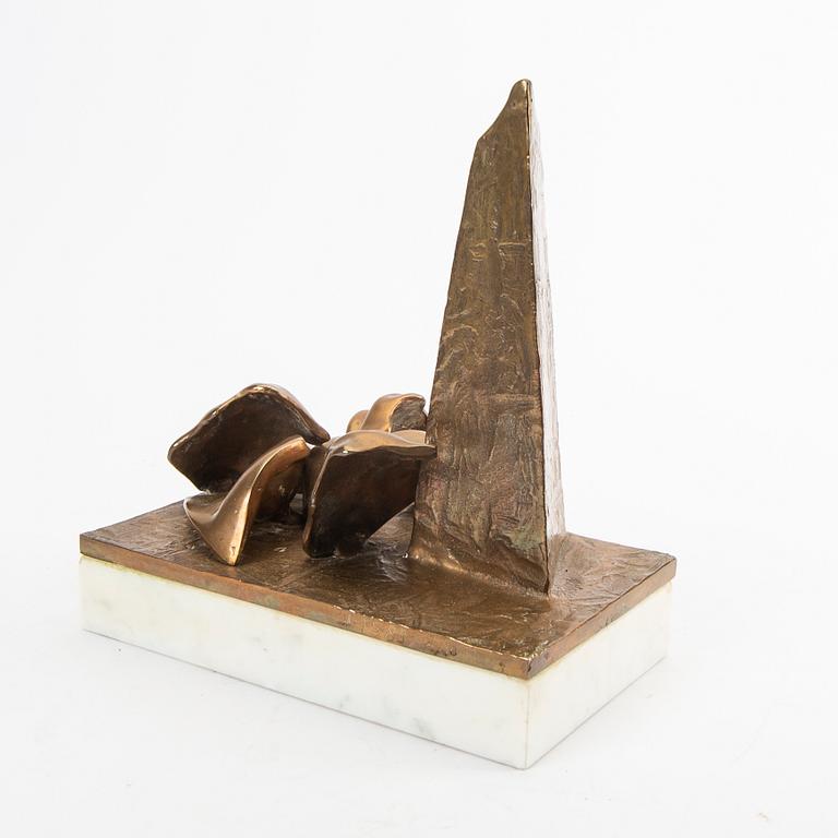 Jens Fleming Sörensen,  a signed dated and numbered brass sculpture 89 4/10.