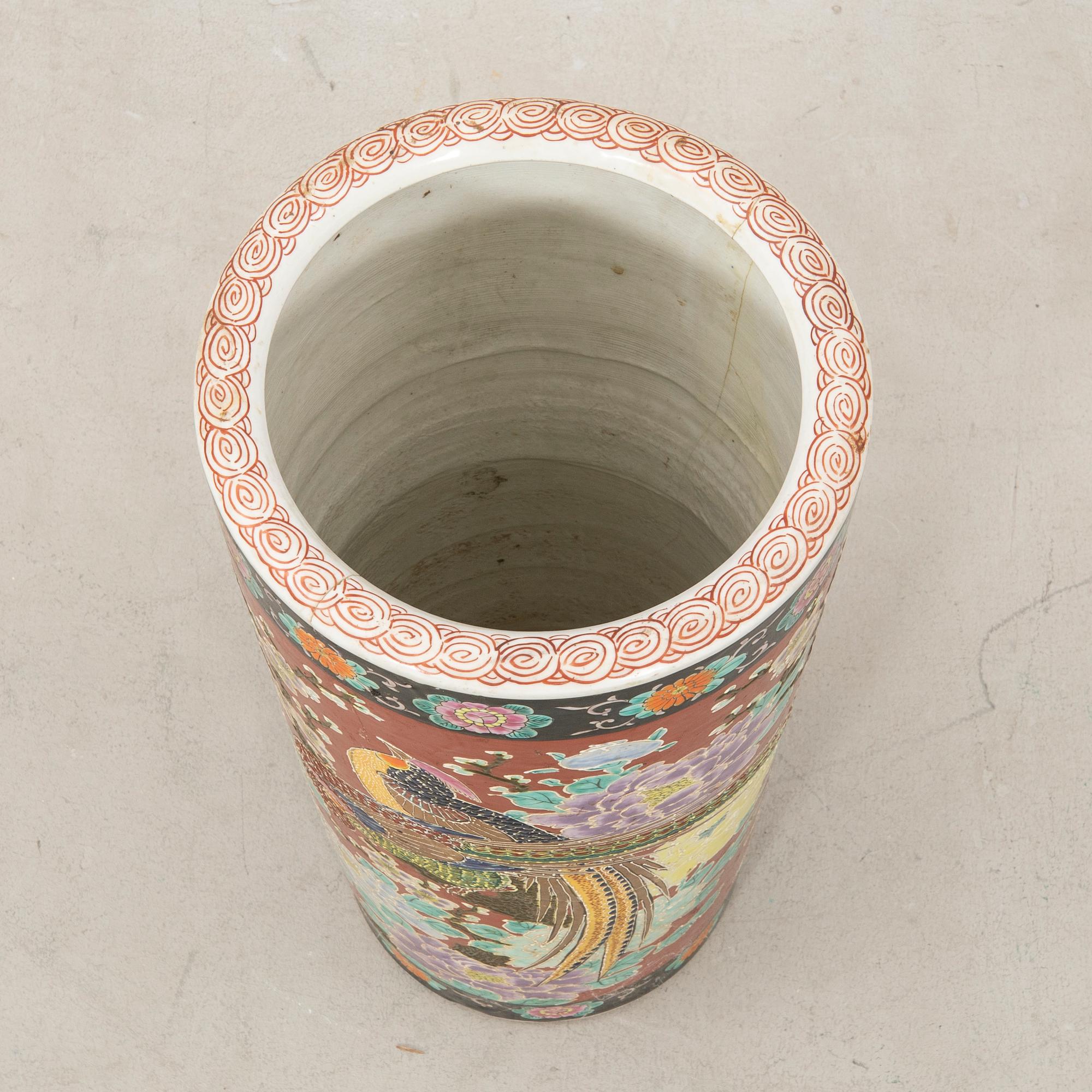 Paraplyställ/Golvvas japan 1900-talets början porslin.