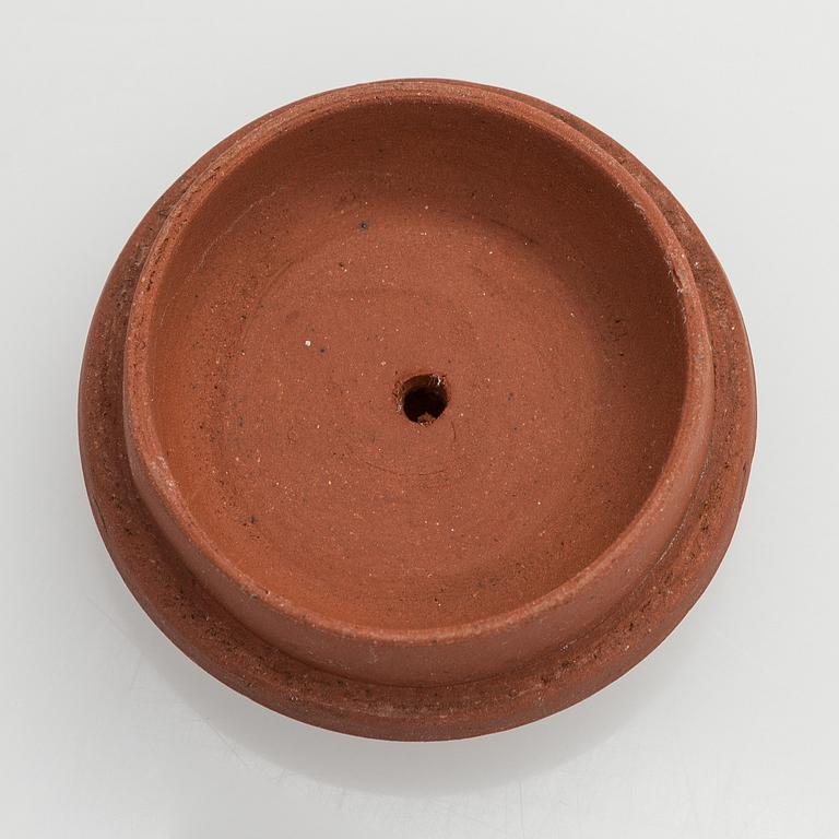 Teekannu, yixing-keramiikkaa, Kiina, 1900-luku.