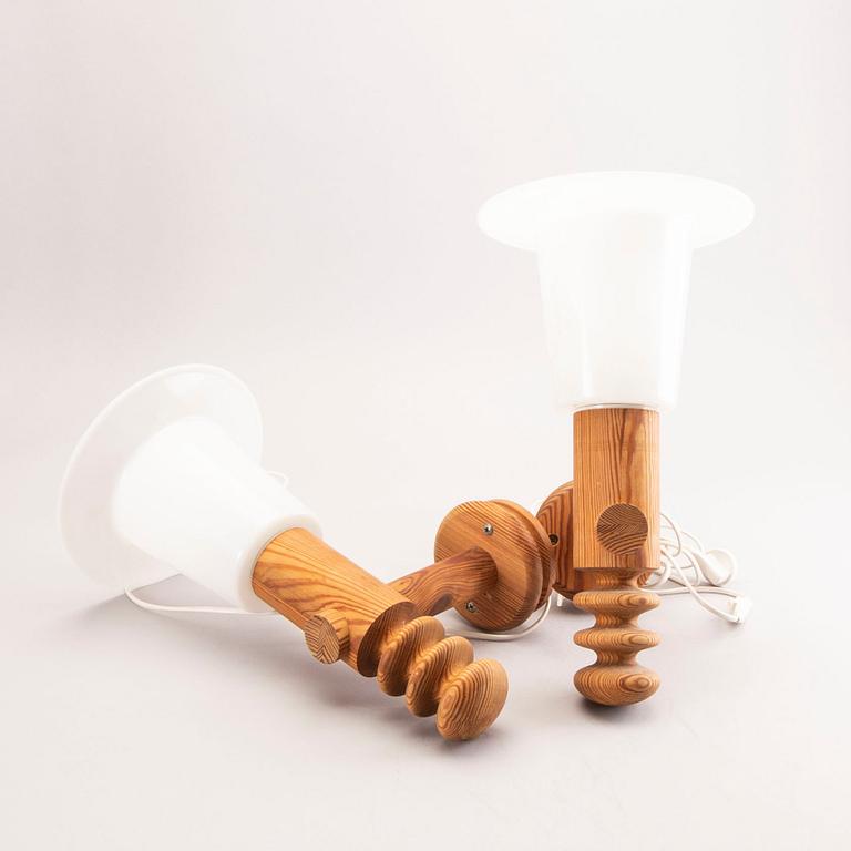 Uno & Östen Kristansson, vägglampor ett par Luxus 1970-tal.