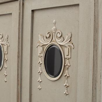 A painted wardrobe from around year 1900.