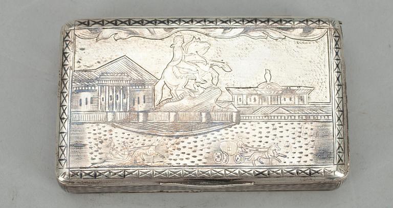 DOSA, silver, Moskva, 1800-talets slut. Vikt 106,5 g.