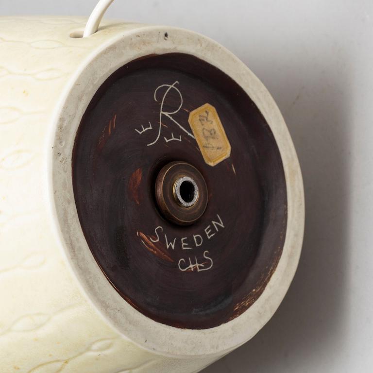 CARL-HARRY STÅLHANE, an eggshell glazed stoneware table lamp, Rörstrand Ateljé, Sweden 1950's.