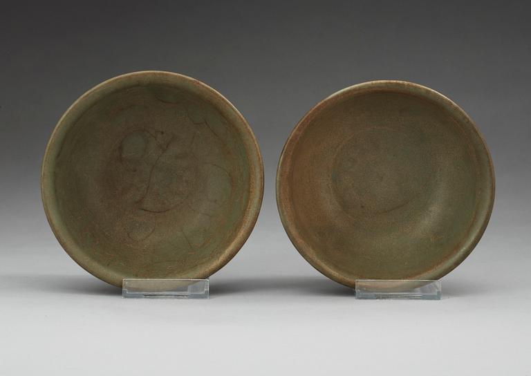 Two celadon glazed bowls, Yuan dynasty.