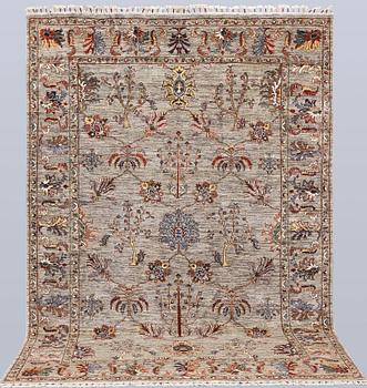 A Ziegler Design carpet, 305 x 205 cm.