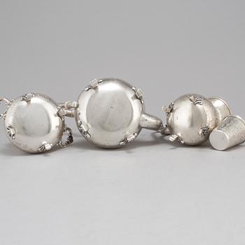 An Egyptian 20th century silver 5 piece tea-set, mark of Kairo 1940's.