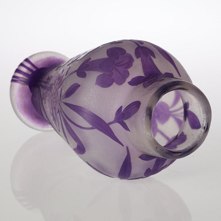 An Orrefors Art Nouveau cameo glass vase.