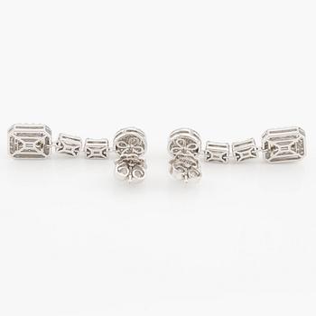 Earrings, 18K white gold with baguette and brilliant cut diamonds.